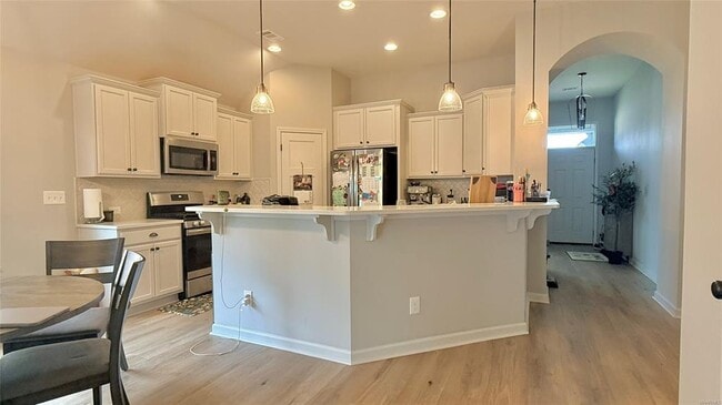 Building Photo - 9196 Cres Lodge Cir