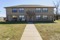 Building Photo - 605 Meadow View Ct