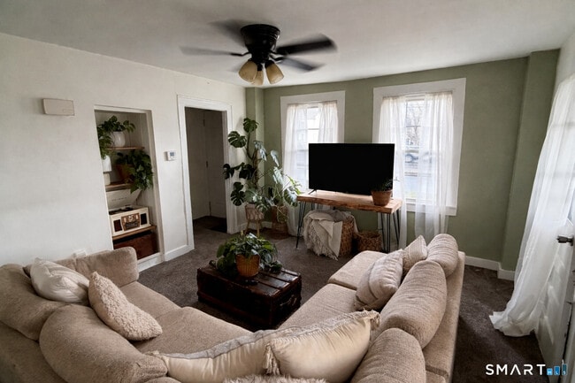 Building Photo - 189 Marlborough St