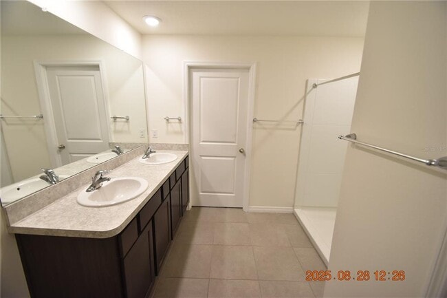 Building Photo - 8075 Broad Pointe Dr