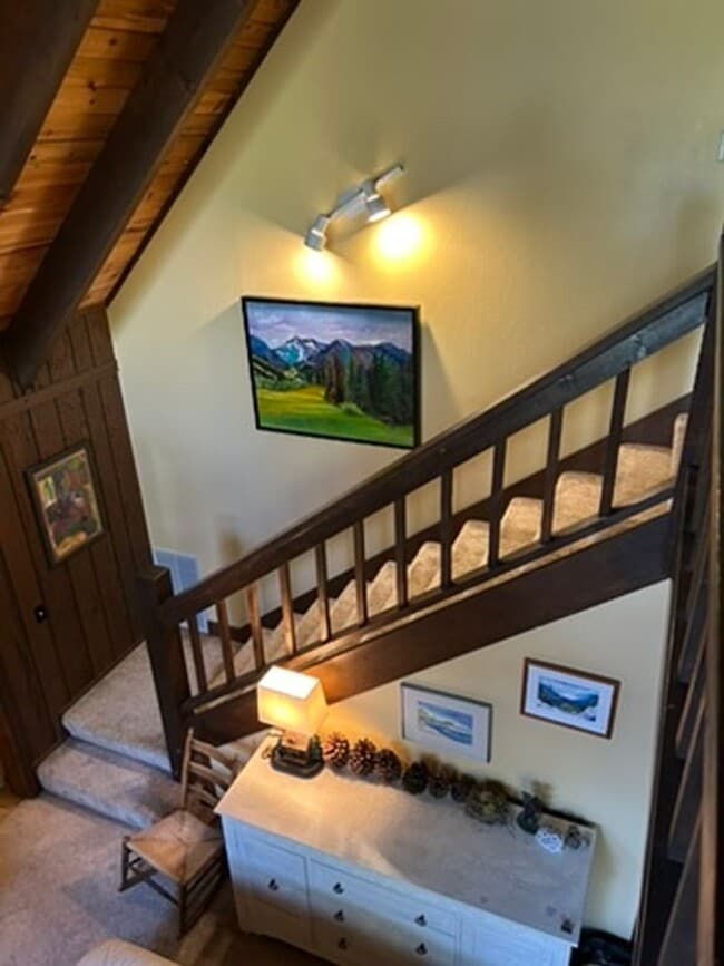 Building Photo - Flexible Lease Term in Tahoe Donner - $3300