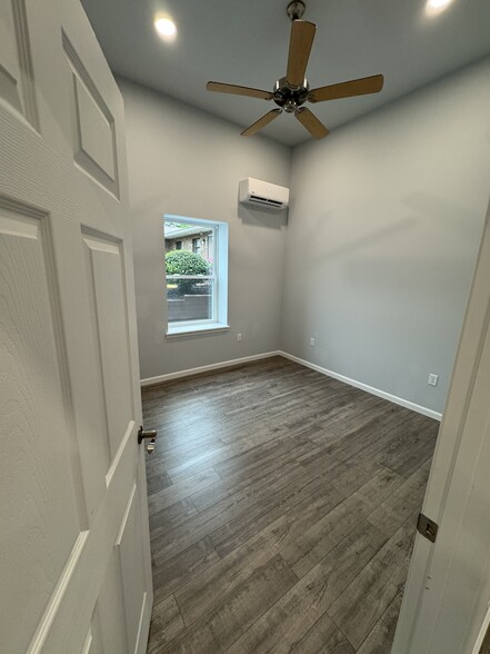 Bedroom 2 - 415 W Butler Dr