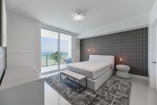 Building Photo - 3951 S Ocean Dr