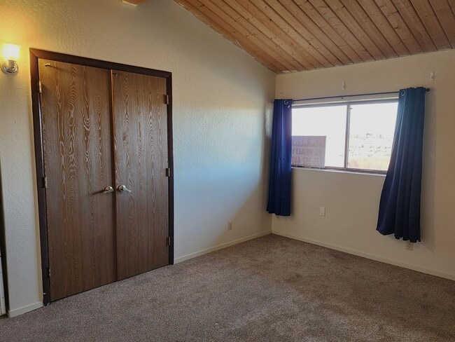 Building Photo - Silverado104