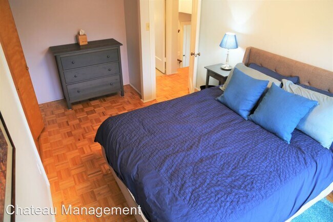 Building Photo - 3 br, 1 bath House - 2925 NW Fillmore Ave.