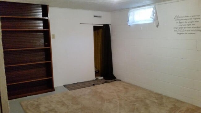 Building Photo - 317 High St