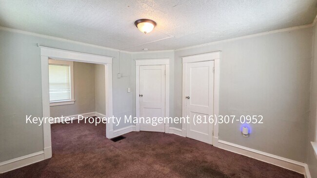 Building Photo - 3 Bed 1 Bath ready to rent!