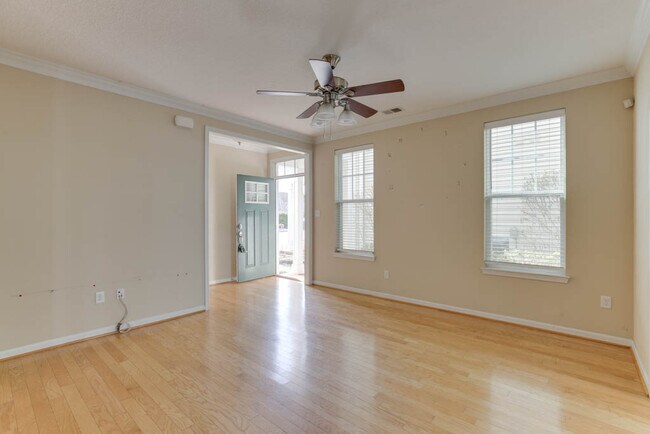 Building Photo - 4138 Seafarer Ave