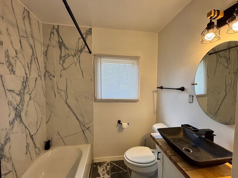 Building Photo - 20245 Archdale St