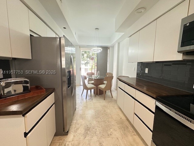 Building Photo - 3900 Island B-303 Is