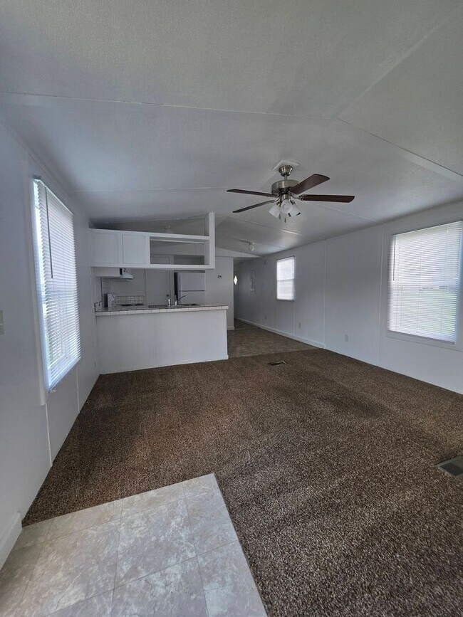 Building Photo - 801 Trollingwood-Hawfields Rd. lot 91