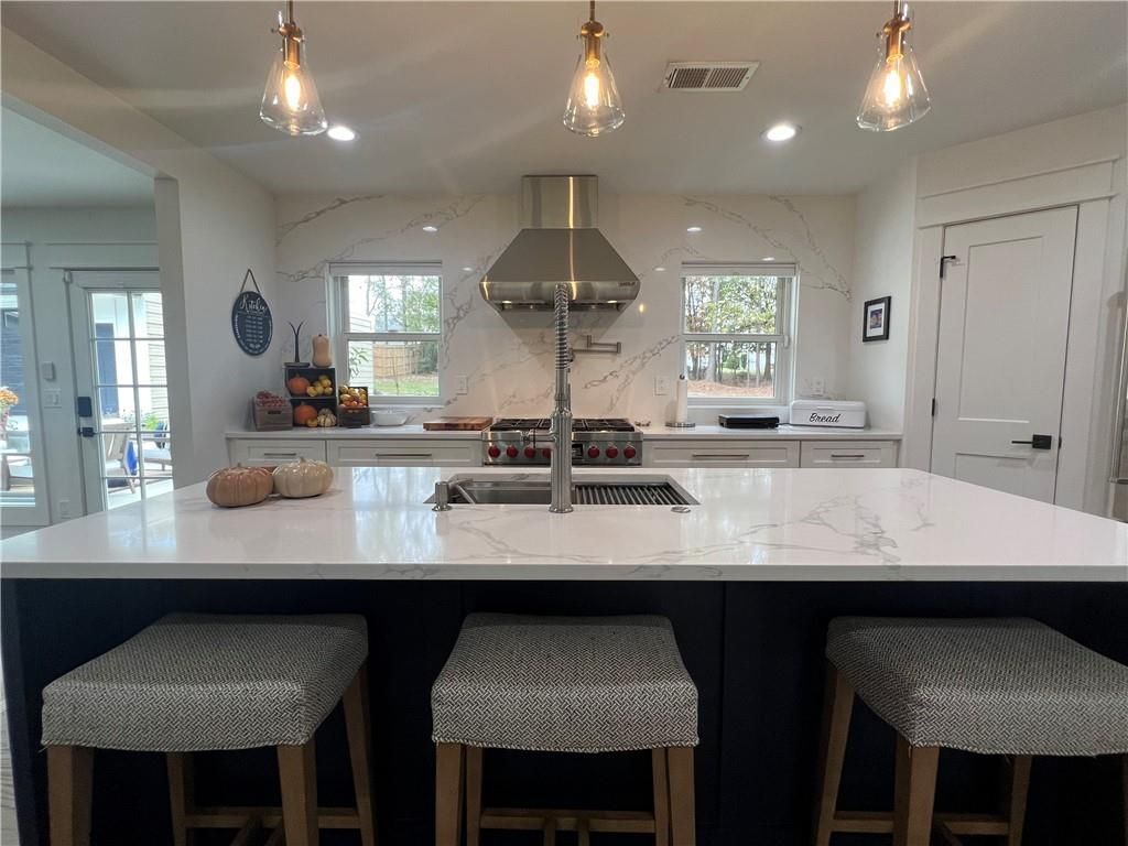 Building Photo - 862 W Sandtown Rd SW