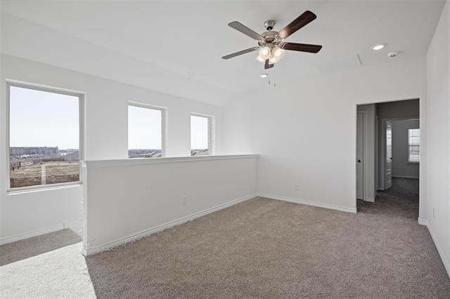 Building Photo - 732 Thorn Crk Dr