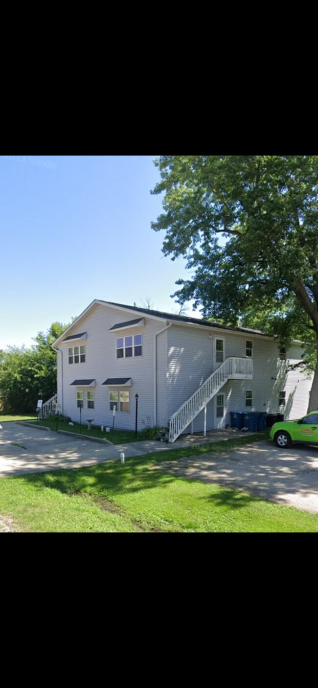 Primary Photo - 205 S Boyd Ave