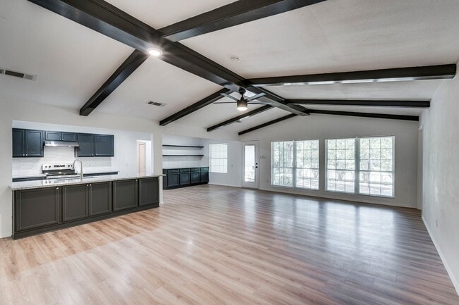 Building Photo - 3403 Sheffield Dr