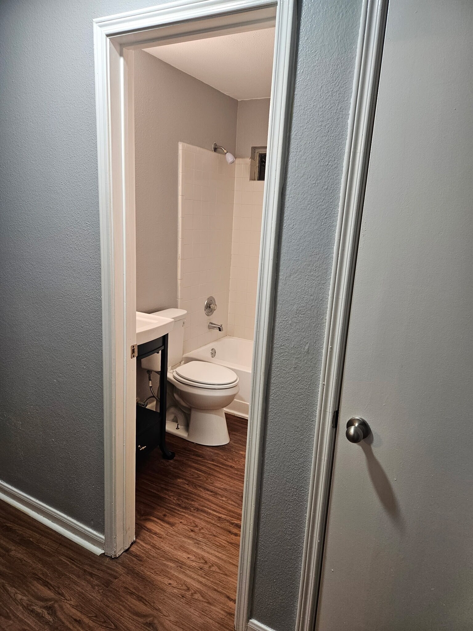 2nd bathroom - 511 Brian Ln