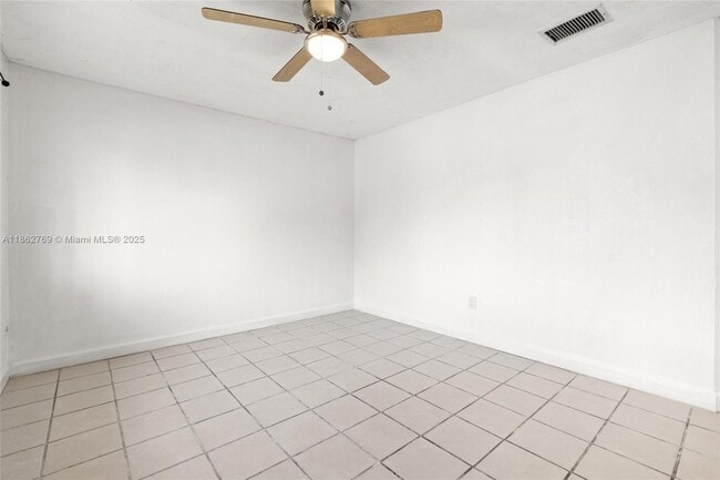 Building Photo - 28214 SW 143rd Ct