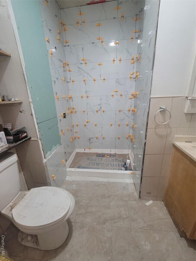 Building Photo - 3553 Holland Ave