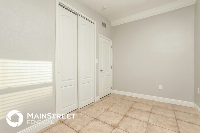 Building Photo - 5272 Vance Ave