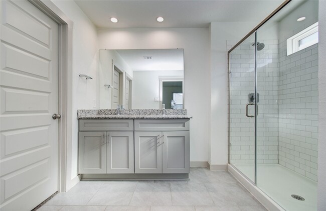 Building Photo - 4930 Natchez Trce