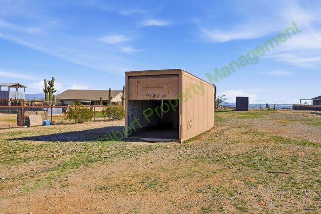 Building Photo - Stunning Queen Creek Ranch Home on 5 Acres – Horse & Livestock Friendly!