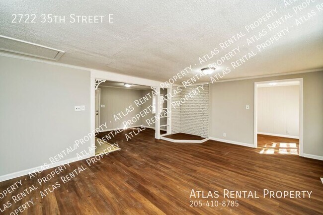 Building Photo - 2722 35th St E