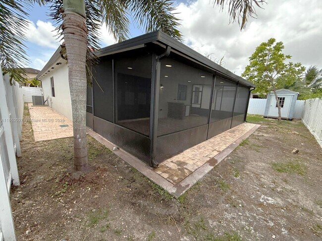 Building Photo - 13631 SW 272nd Terrace