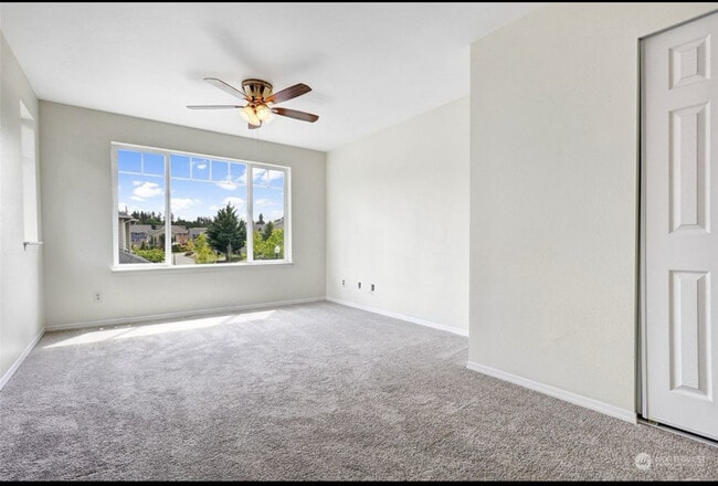 Building Photo - 22622 SE 268th Pl