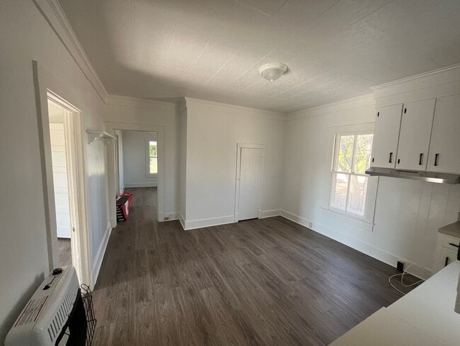 Building Photo - 2635 British Rd