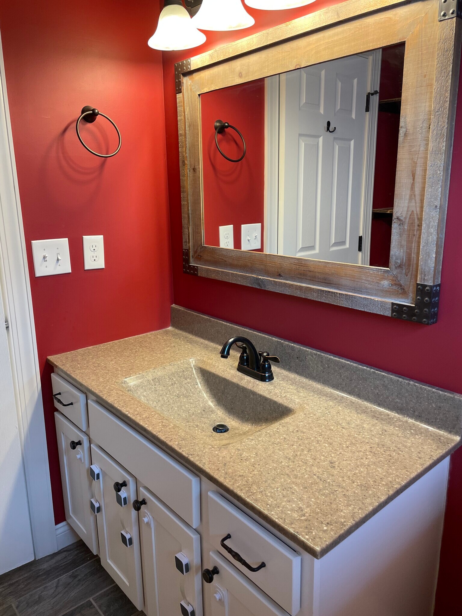 Guest Bath - 5837 Rockhill Rd