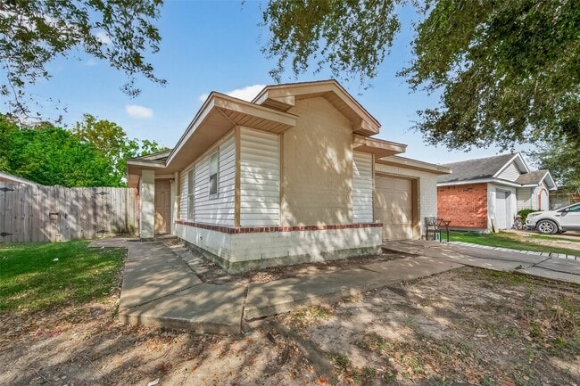 Building Photo - 4642 Callery Creek Dr