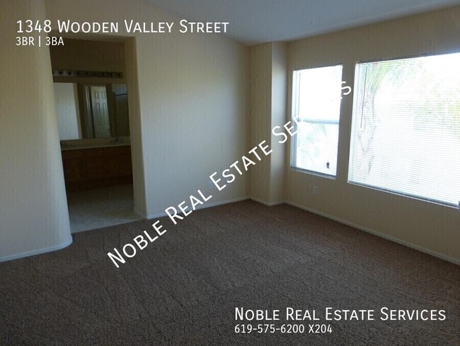 Building Photo - 1348 Wooden Valley St