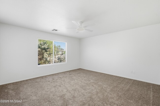Building Photo - 10008 E Moonstruck Way