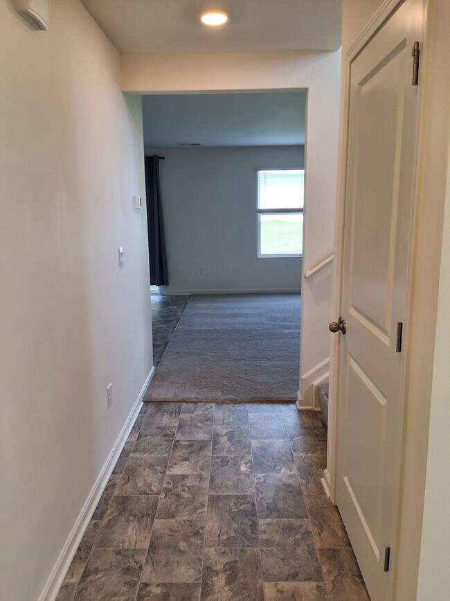 Building Photo - Beautiful Home in Elizabethtown