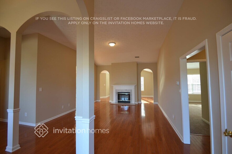 Building Photo - 2405 Pemberton Point