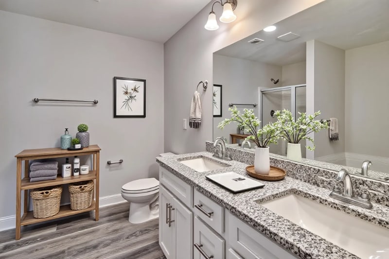 Building Photo - 204 Long Iron Ct