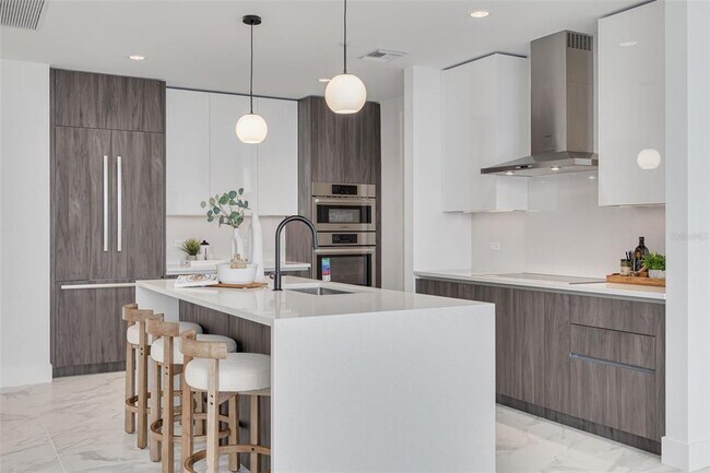 Building Photo - 777 3rd Ave N