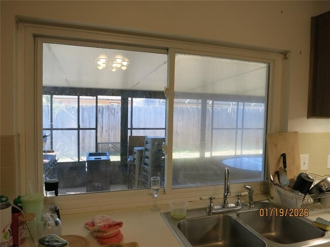 Building Photo - 8304 N Gomez Ave