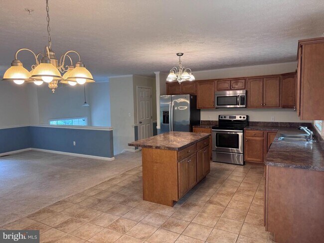 Building Photo - 23047 Gunston Dr