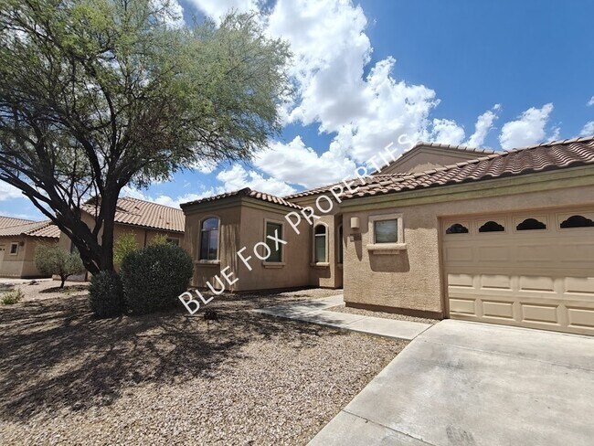 Building Photo - 324 N Oak Tree Canyon Loop