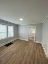 Building Photo - 5538 Montgomery Rd