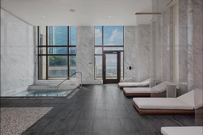 Building Photo - 99 Hudson St