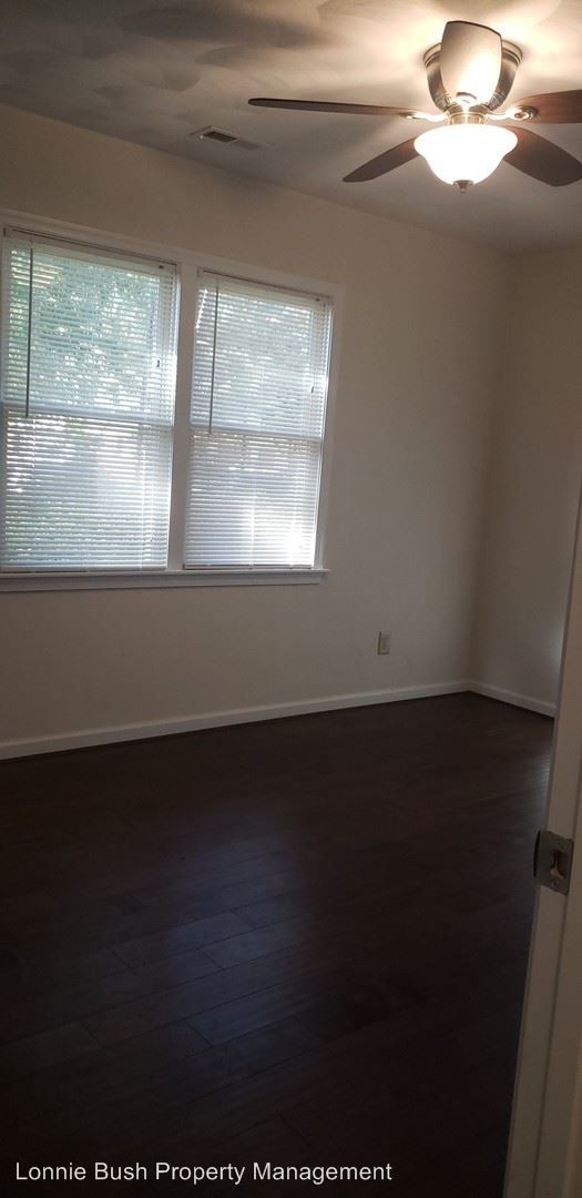 Building Photo - 3 br, 1 bath House - 6930 Riddick St