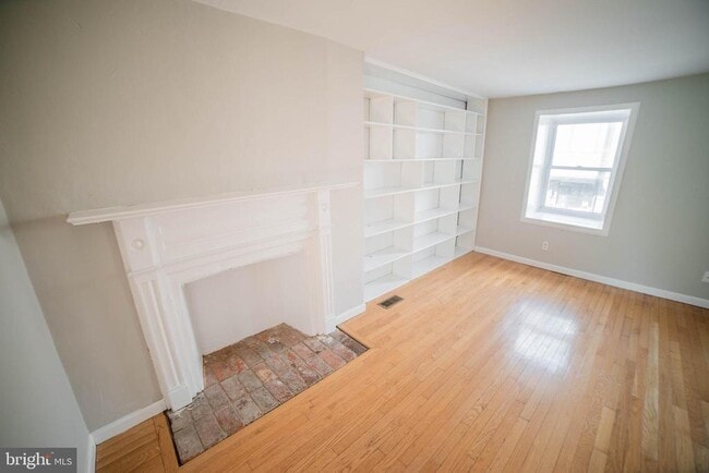 Building Photo - 1107 N 3rd St