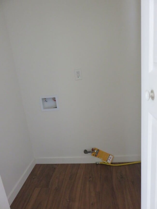 Building Photo - 3bd/1ba Lompoc home