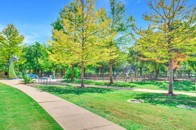 Building Photo - 1701 Simond Ave Ave