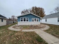 Building Photo - 1330 S Jay St