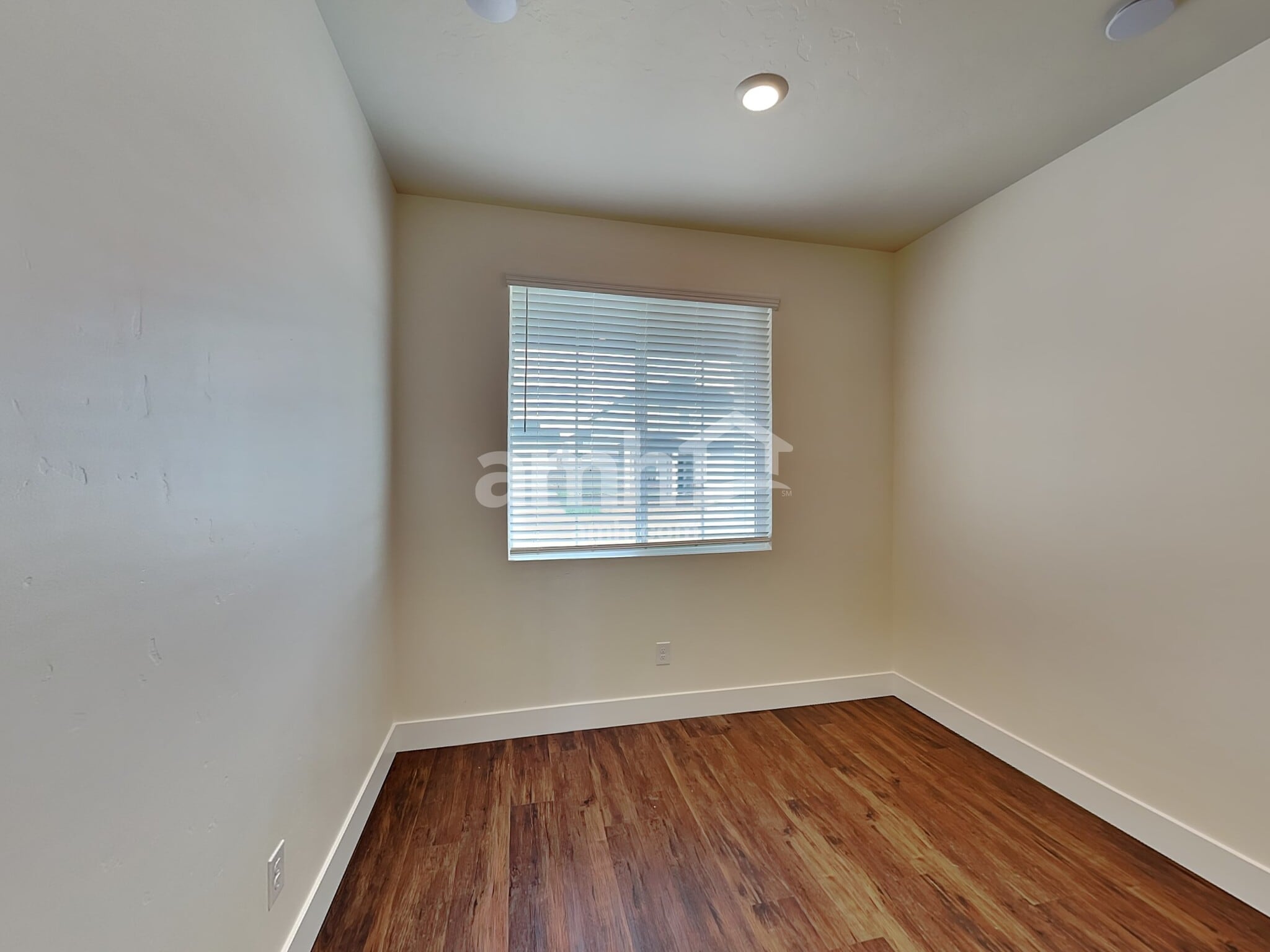 Building Photo - 1443 E Ludlow St