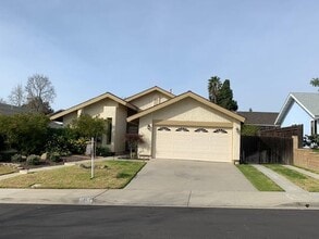 Building Photo - One story home in Mission Oaks near Las Colinas