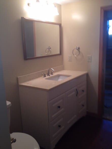 Building Photo - 2305 Ash Ave Nw